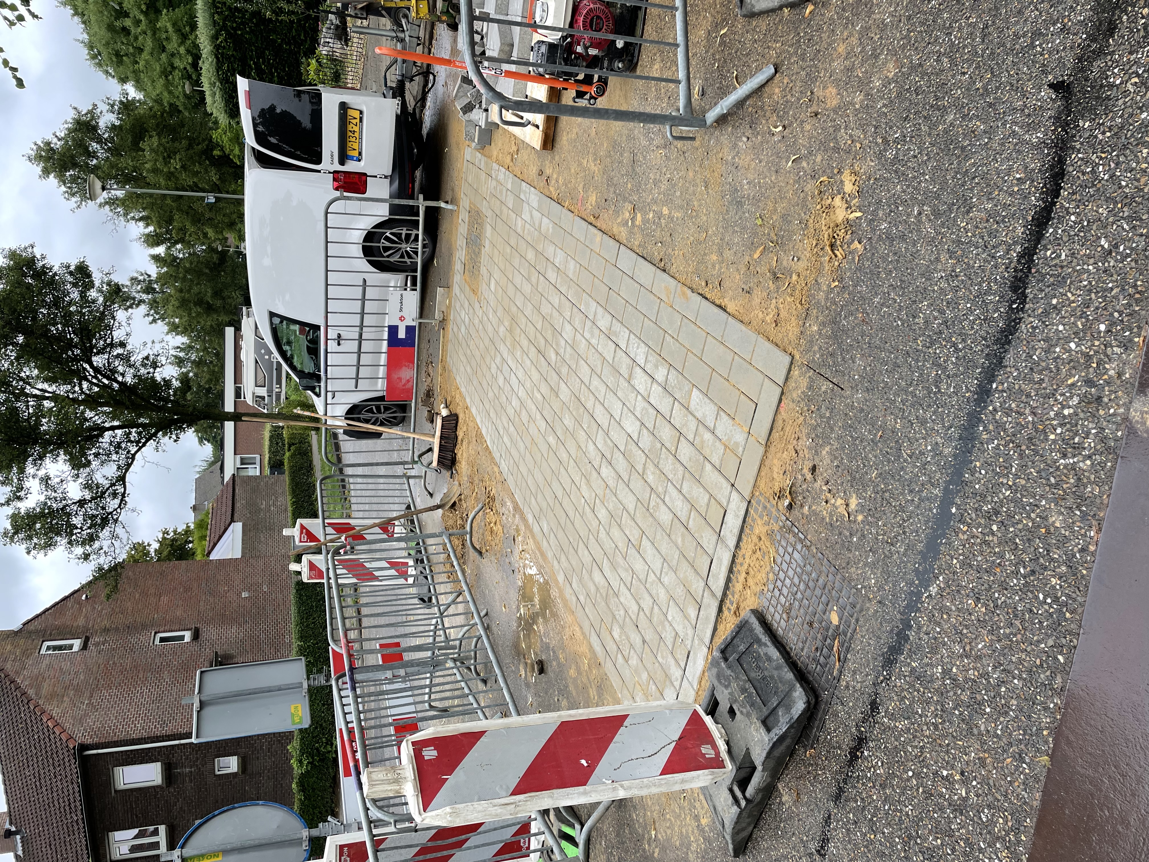 Rioolrenovatie overstortput - Grondwerk project foto