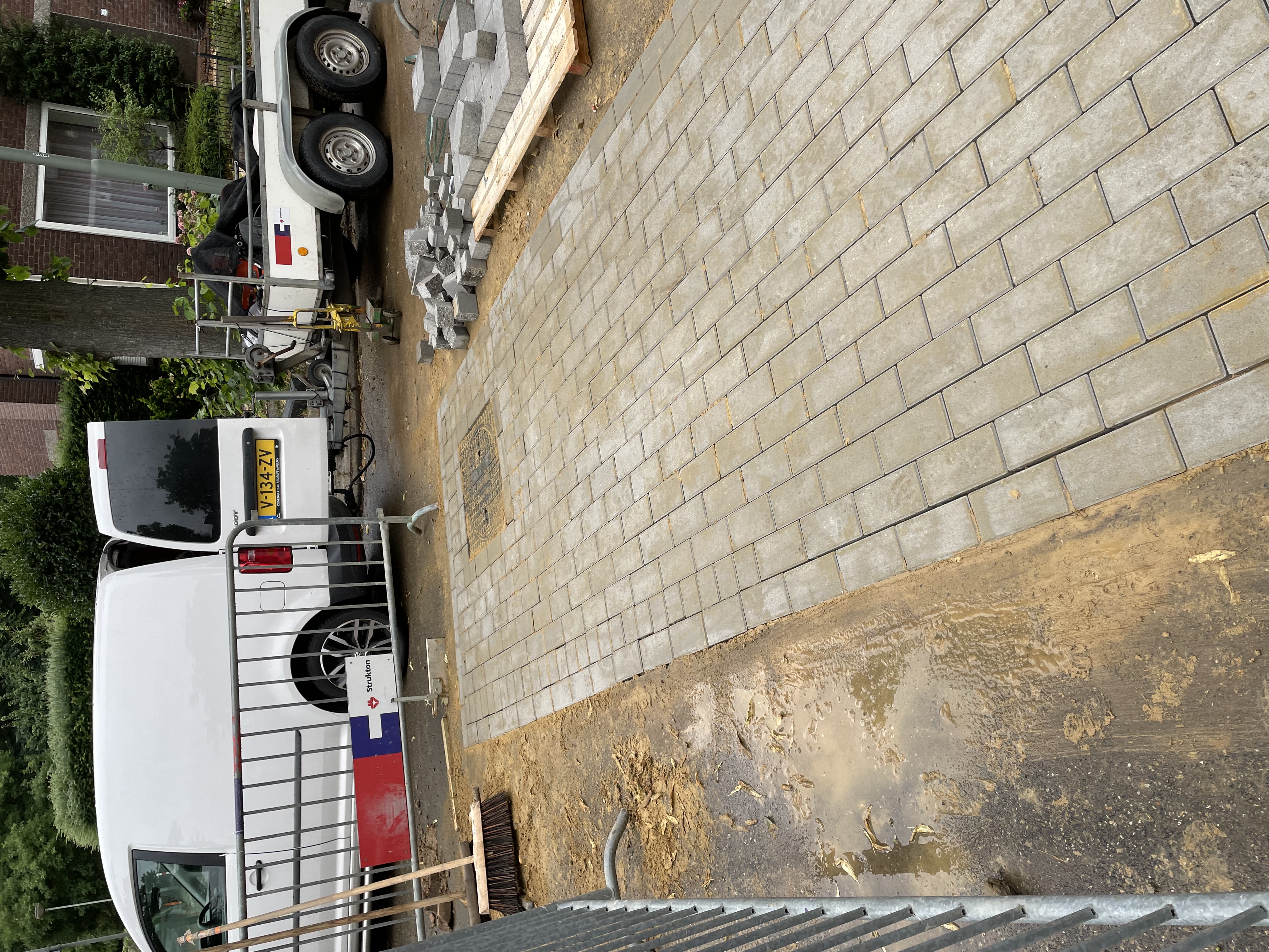 Rioolrenovatie overstortput - Grondwerk project foto