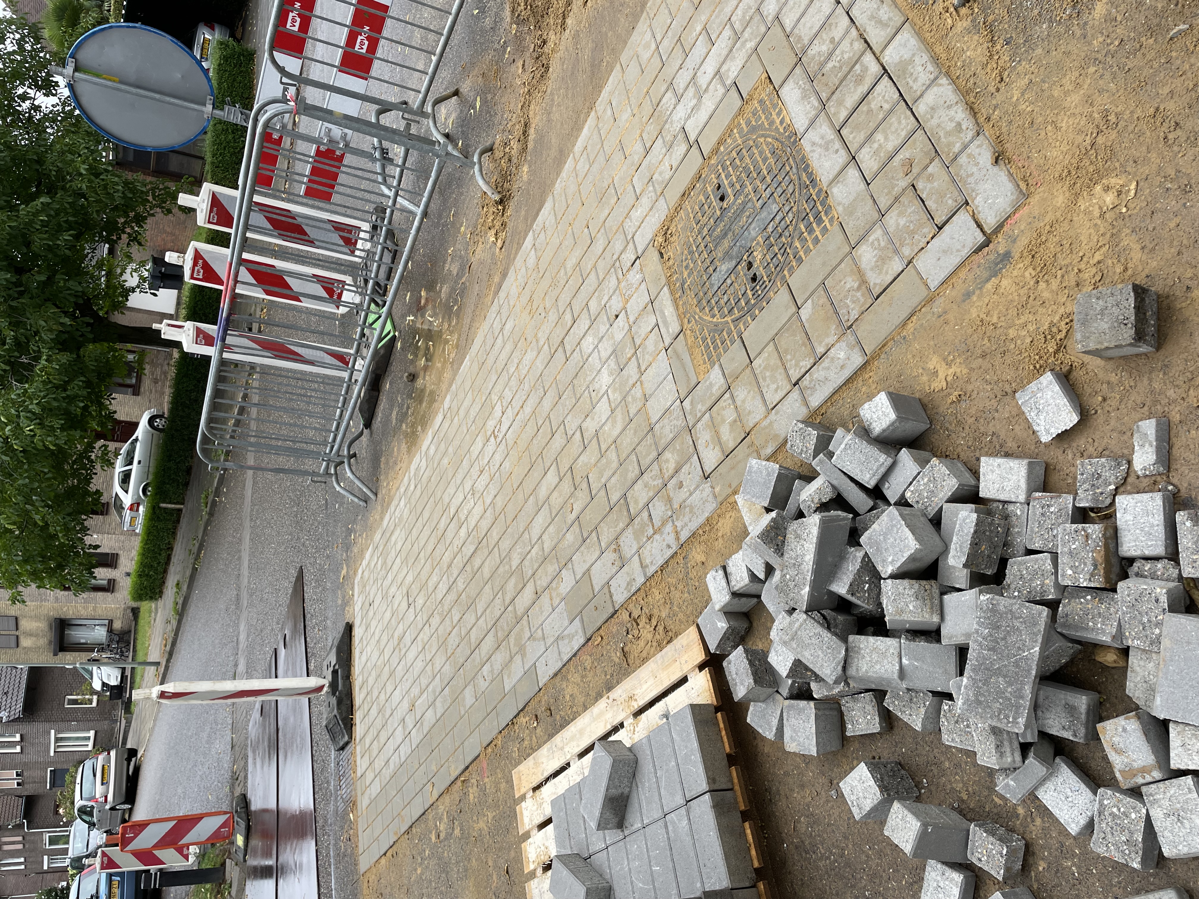 Rioolrenovatie overstortput - Grondwerk project foto