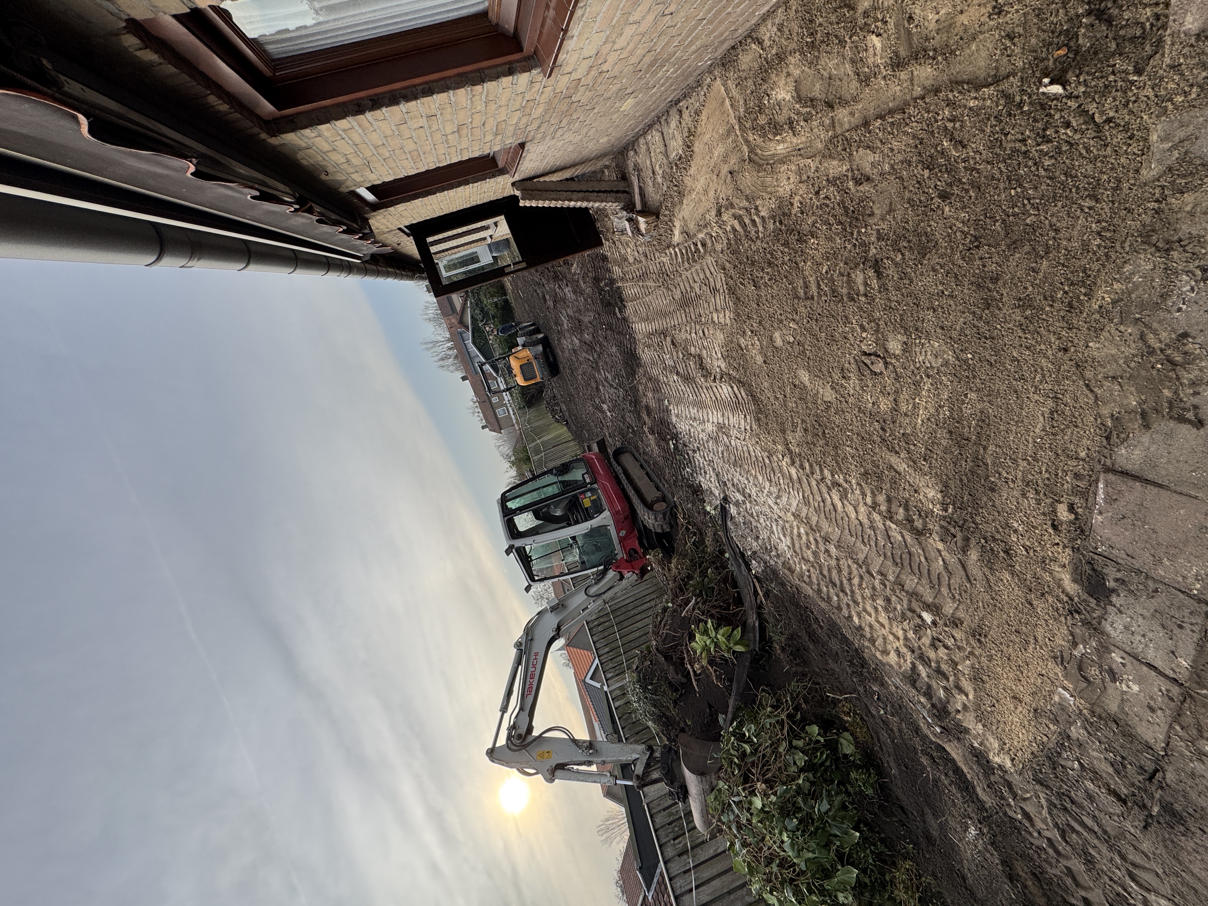 Opschonen en voorbereiden tuin - Tuinaanleg project foto