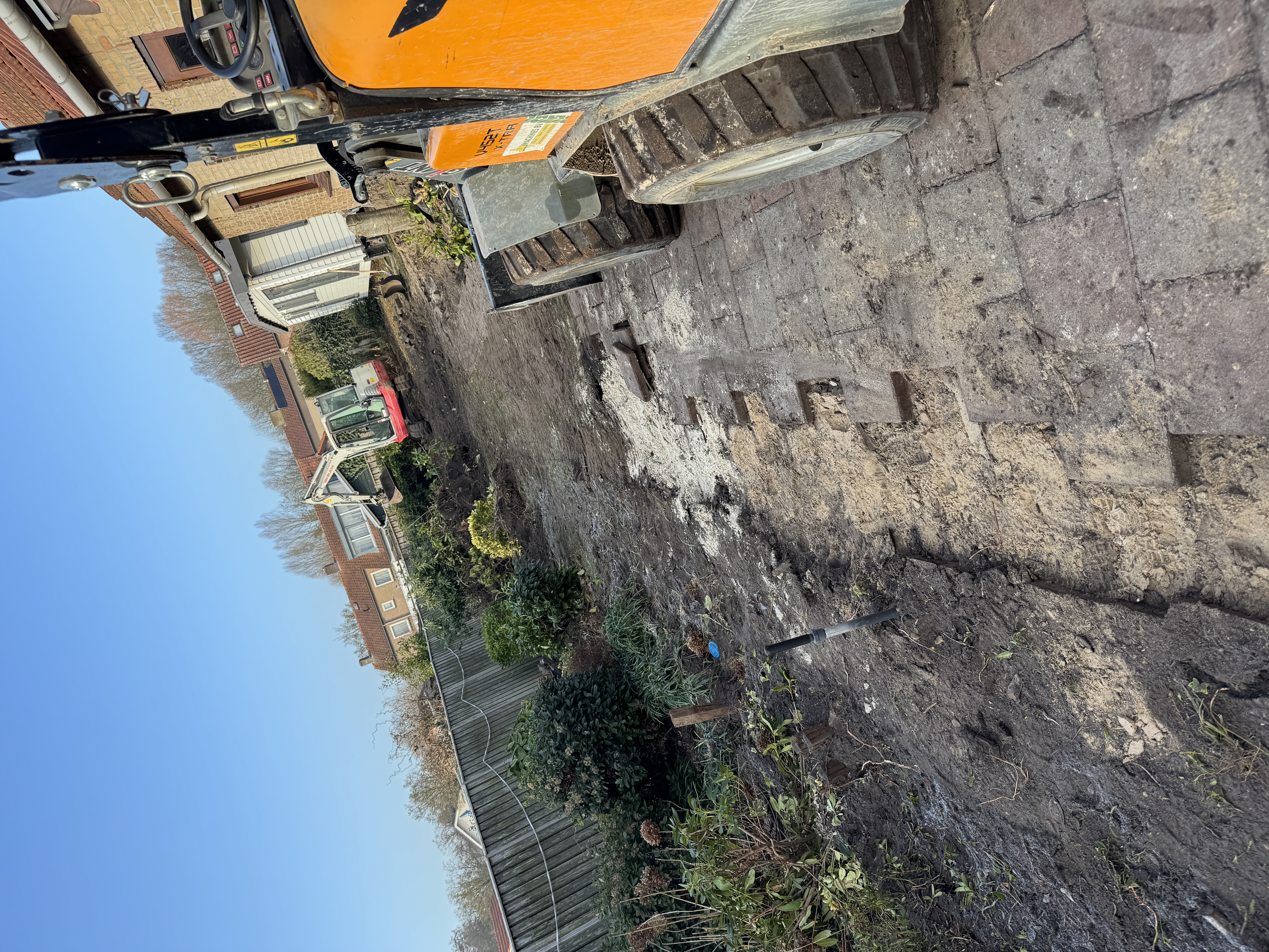 Opschonen en voorbereiden tuin - Tuinaanleg project foto