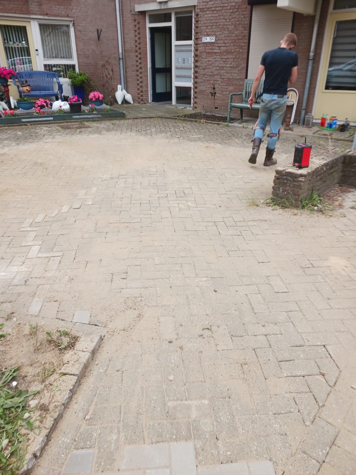 Vervangen kolk en aansluiting gemeente - Riolering project foto